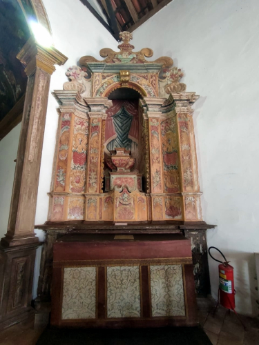 Capela de Nossa Senhora do Rosário dos Pretos. Centro, Catas Altas, Minas Grais, Brasil. Fig 2.(Fotografias de Maria Clara Caldas Ferreira, 2021)