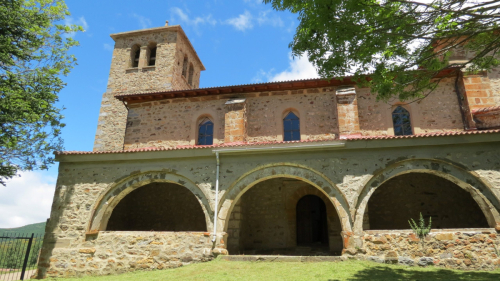 Iglesia de San Vicente. Valverde de la Sierra. León. F1