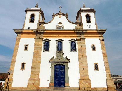 A Igreja Matriz de Nossa Senhora do Bom Sucesso é um templo católico barroco de Caeté, em Minas Gerais, Brasil. Fig 1.